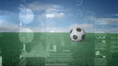 Futbol sahasında finansal veri işleme animasyonu. Küresel spor, rekabet, bağlantılar, hesaplama ve veri işleme kavramı dijital olarak oluşturulmuş video.