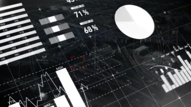 Şebeke ve karanlık arka planda finansal veri işleme animasyonu. Küresel finans, iş, bağlantılar, hesaplama ve veri işleme kavramı dijital olarak oluşturulmuş video.