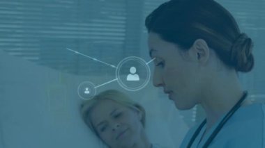 Kafkas kadın doktorla kadın hasta arasındaki bağlantıların animasyonu. Küresel tıp, bağlantılar, hesaplama ve veri işleme kavramı dijital olarak oluşturulmuş video.