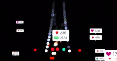 Şehir ışıkları üzerinde sosyal medya simgeleri ve veri işleme animasyonları. Dijital olarak oluşturulmuş küresel sosyal medya, bağlantılar, hesaplama ve veri işleme kavramı.