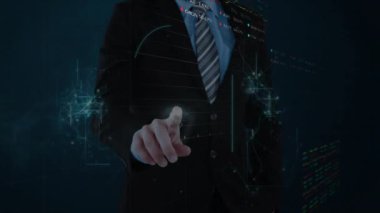 Çevrimiçi güvenlik asma kilidi üzerinden veri işleme animasyonu. Küresel siber güvenlik, finans, iş, bağlantılar, hesaplama ve veri işleme kavramı dijital olarak oluşturulmuş video.