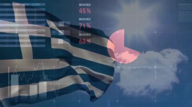 Yunan bayrağı üzerinde finansal veri işleme animasyonu. Küresel iş, bilgisayar, veri işleme ve bağlantılar konsepti dijital olarak oluşturulmuş video.