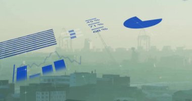 Sis üzerindeki mavi bilgi arayüzünün animasyonu gökyüzüne karşı modern şehir manzarasını kapsıyordu. Dijital bileşik, çoklu pozlama, rapor, iş, büyüme, ilerleme, küresel ve mimari kavram.
