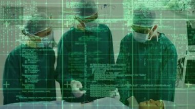 Hastanedeki çeşitli cerrahlar üzerinde veri işleme animasyonu. Küresel tıp, sağlık hizmetleri, bilgisayar ve veri işleme kavramı dijital olarak oluşturulmuş video.