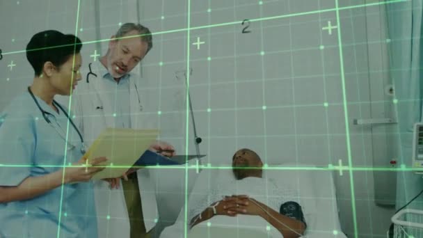病院における多様な医師や患者に対するデータ処理のアニメーション グローバル医療 ヘルスケアサービス コンピューティング データ処理のコンセプトをデジタル生成したビデオ — ストック動画