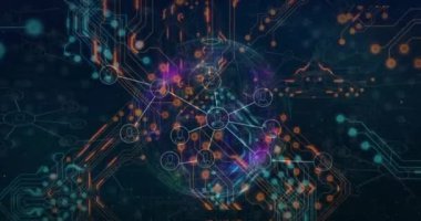 Simgelerin akış şeması ve devre kartı kalıplarının soyut arkaplanla karşılaştırılması. Dijital olarak üretilen, hologram, illüstrasyon, iletişim, küreselleşme ve teknoloji kavramı.