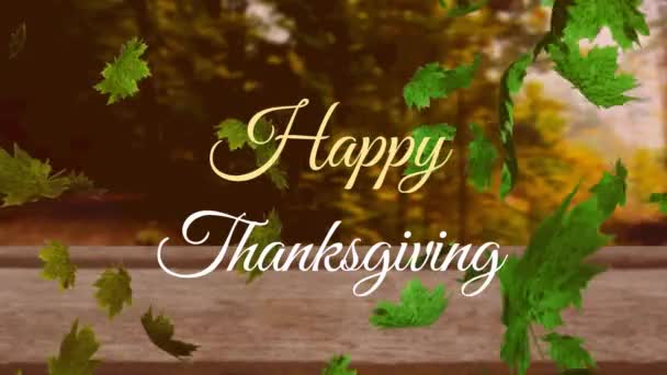 欢愉的感恩文字和枫树在森林中迎风飘扬 数码合成 多次曝光 感恩节庆祝 传统概念 — 图库视频影像