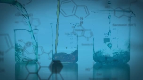 Animace Molekulových Struktur Chemickém Pádu Laboratorních Baněk Modrém Pozadí Digitální — Stock video