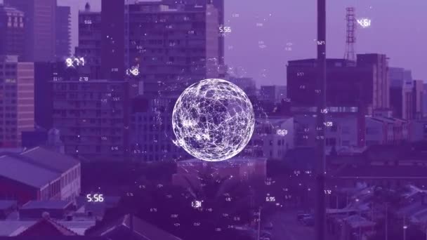 Анимация Подсвеченных Чисел Вокруг Вращающегося Земного Шара Над Современным Городским — стоковое видео