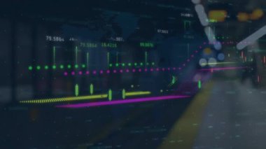 Bulanık tren metro istasyonuna vardığında değişen numaralarla birden fazla grafik animasyonu yapıldı. Dijital bileşik, çoklu pozlama, rapor, iş, büyüme, dağılma ve ulaşım kavramı.