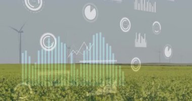 Sahadaki rüzgar türbinlerinin üzerindeki veri işleme ve diyagramlarının animasyonu. Küresel iş ve ekoloji kavramı, dijital olarak üretilen video.