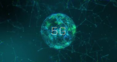 5G metin ve dünya üzerindeki bağlantı ağlarının animasyonu. Dijital olarak oluşturulmuş küresel bağlantılar, hesaplama ve veri işleme kavramı.