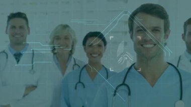 Çeşitli erkek ve kadın doktorların üzerinde parmak izi olan veri işleme animasyonu. Tıp, sağlık, teknoloji ve dijital arayüz kavramı dijital olarak oluşturulmuş video.