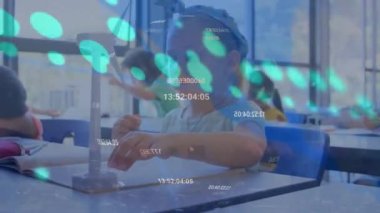 Çoklu grafikler, numaralar, sınıfta yel değirmeni mankenli beyaz bir kızın haritası. Dijital bileşik, çoklu pozlama, rapor, iş dünyası, küresel, çocukluk ve sürdürülebilir kavram.