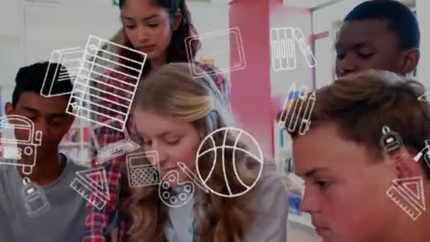 Animation Icônes Scolaires Sur Divers Écoliers Classe Concept Global Éducation — Video