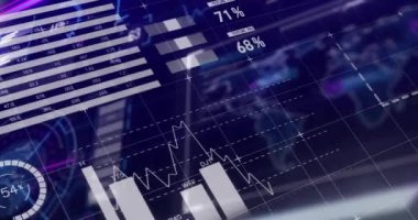 Siyah arka planda finansal veri işleme animasyonu. Küresel iş, iletişim, bilgisayar ve dijital arayüz kavramı dijital olarak oluşturulmuş video.