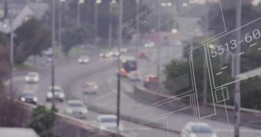 Sokaktaki arabaların üzerinde veri işleme animasyonu. Küresel iş, finans ve dijital arayüz kavramı dijital olarak oluşturulmuş video.
