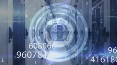 Kapsam animasyonu, bilgisayar sunucularında veri işleme. Küresel finans, iş, bağlantılar, hesaplama ve veri işleme kavramı dijital olarak oluşturulmuş video.