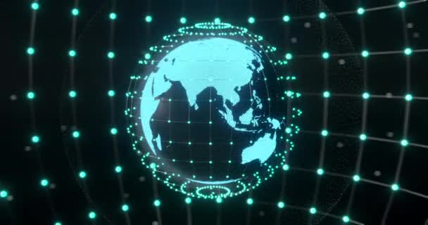 ブラックバックグラウンドで世界を回る接続の輝く青いメッシュのアニメーション グローバル接続 コンピューティング データ処理コンセプトデジタル生成ビデオ — ストック動画
