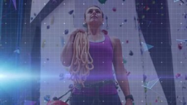 Duvara tırmanarak beyaz bir kadının üzerinde veri işleme animasyonu. Küresel spor, bilim, bilgisayar, dijital arayüz ve veri işleme kavramı dijital olarak oluşturuldu.