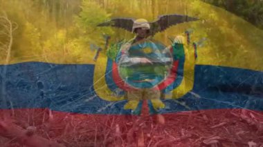 Beyaz erkek askerlerin üzerinde ekvator bayrağının canlandırılması ormanda yürüyen silahları taşıyor. Askerlik ve vatanseverlik kavramı dijital olarak oluşturulmuş video.