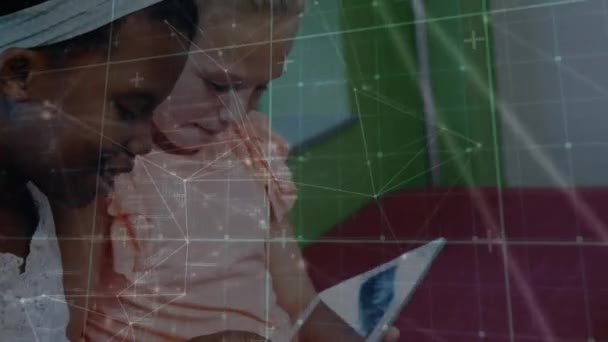 Animação Rede Círculos Conectados Sobre Felizes Meninas Diversas Usando Tablets — Vídeo de Stock