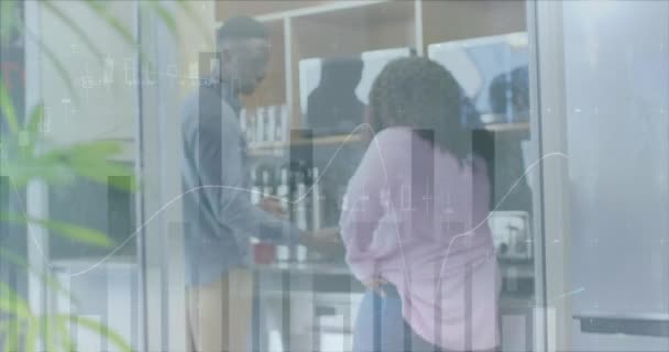 Κινούμενη Εικόνα Της Επεξεργασίας Χρηματοοικονομικών Δεδομένων Διάφορους Επιχειρηματίες Στο Γραφείο — Αρχείο Βίντεο