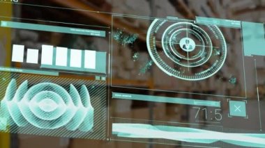 Depoda veri işleme animasyonu. Küresel dağıtım, gönderim, bilgisayar ve dijital arayüz kavramı dijital olarak oluşturulmuş video.