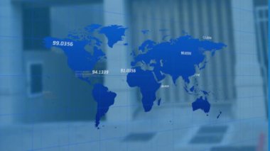 Dünya haritası ve binalar üzerinde finansal veri işleme animasyonu. Küresel finans, iş, bağlantılar, hesaplama ve veri işleme kavramı dijital olarak oluşturulmuş video.