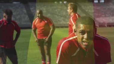Stadyumda dinlenen çeşitli erkek rugby oyuncuları üzerinde Belçika bayrağı animasyonu. Küresel spor ve vatanseverlik kavramı, dijital olarak üretilen video.