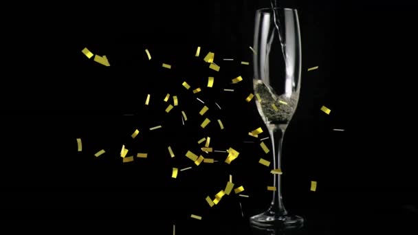 Animatie Van Confetti Die Champagneglas Valt Nieuwjaar Oudejaarsavondfeest Festiviteit Feest — Stockvideo