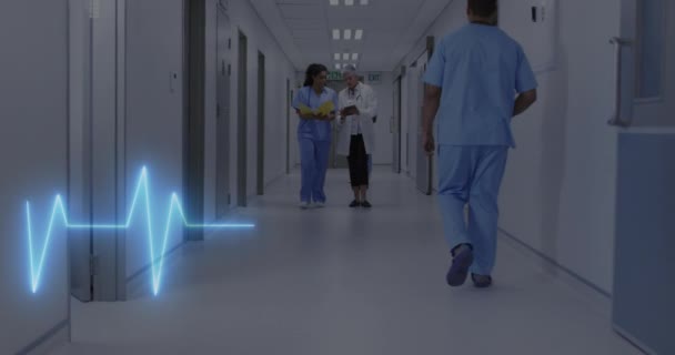Animação Monitor Frequência Cardíaca Sobre Diversas Mulheres Médicas Trabalhadoras Saúde — Vídeo de Stock