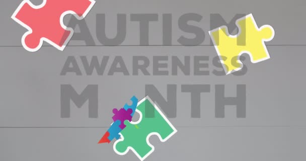 Animation Autism Awareness Month Κείμενο Και Κομμάτια Παζλ Γκρι Φόντο — Αρχείο Βίντεο