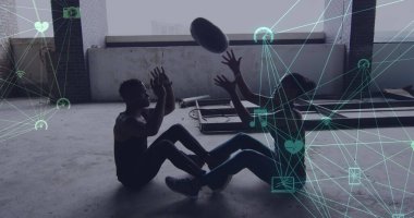 Spor salonunda topla mekik çeken kadın ve erkek arasındaki bağlantıların görüntüsü. Dijital arayüz küresel spor ve performans konsepti dijital olarak oluşturulmuş görüntü.