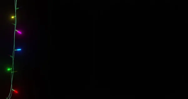 Filo Luci Natale Colorate Stringa Lampeggiante Sfondo Nero Spazio Copia — Foto Stock