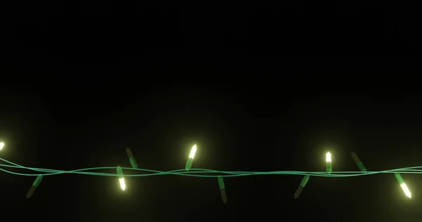 黒い背景に点滅する黄色いクリスマス文字列ライトのストランド コピースペース クリスマス お祝いのデジタル生成された画像 — ストック写真