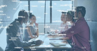 Ofisteki çeşitli iş adamlarının imajı. Küresel iş ve dijital arayüz kavramı dijital olarak oluşturulmuş görüntü.