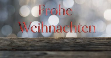 Beyaz benekli beyaz arka planda köpük sütten çıkmış ak kaşık görüntüsü. Noel, gelenek ve kutlama konsepti dijital olarak oluşturulmuş imaj.