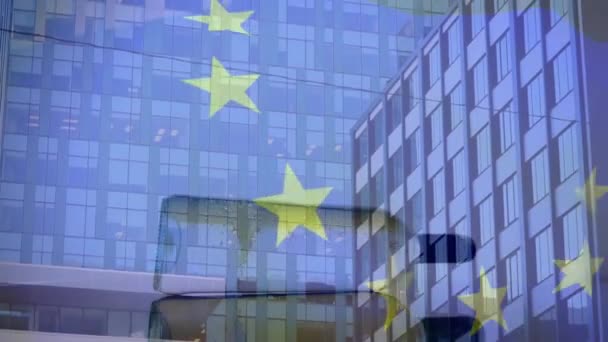 Eu의 국기와 사무실 건물에 애니메이션 글로벌 비즈니스 디지털 인터페이스 디지털 — 비디오