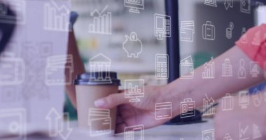 Kahve veren ellerin üzerinde iş simgeleri. Küresel iş ve dijital arayüz kavramı dijital olarak oluşturulmuş görüntü.