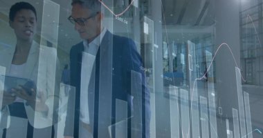 İş adamlarının istatistiklerle ilgilenmesi. küresel iş, veri işleme ve dijital arayüz kavramı dijital olarak oluşturulmuş görüntü.