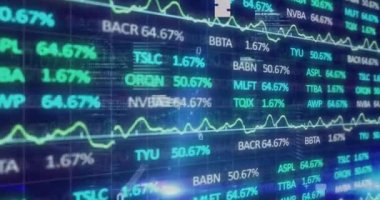 Finansal tabloların üzerinde sayısal veri işleme animasyonu. Bağlantı, veri, finans, iş, işlem, dijital arayüz ve iletişim, dijital olarak oluşturulmuş video.