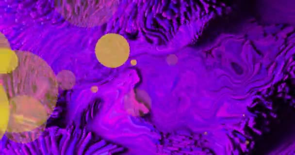 在充满活力的抽象紫色背景上动画化橙色发光点 形状和移动概念数字生成的视频 — 图库视频影像