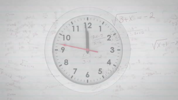 Анимация Математических Уравнений Часам Белом Фоне Концепция Глобального Научного Вычислительного — стоковое видео