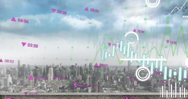 Animación Gráficos Procesamiento Datos Sobre Paisaje Urbano Nublado Datos Interfaz — Vídeos de Stock