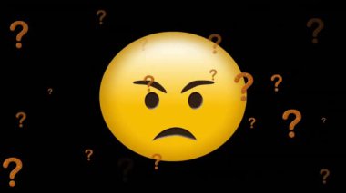 Siyah arkaplanda soru işaretleri olan kızgın emoji simgesinin animasyonu. Sosyal medya, dijital arayüz, iletişim ve bağlantı konsepti dijital olarak oluşturulmuş video.