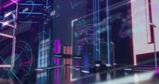 Animacja Ekranu Interfejsu Nad Futurystycznym Samochodem Przejeżdżającym Nocą Przez Neonowe — Wideo stockowe