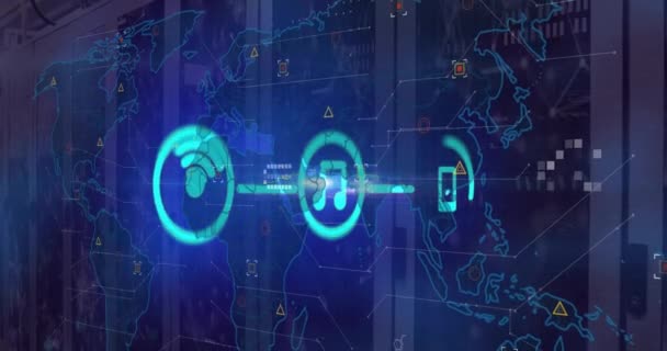 Анимация Медиа Над Картой Мира Серверной Комнатой Глобальные Технологии Концепция — стоковое видео