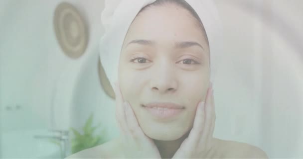 Animation Ripples Water Portrait Happy Biracial Woman Wearing Towel Bathroom — Stock Video