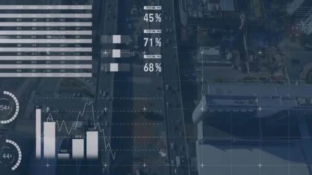 Şehir Manzarası Üzerindeki Veri Işleme Diyagramlarının Animasyonu Küresel Teknoloji Dijital — Stok video